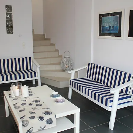 Blue Villa *